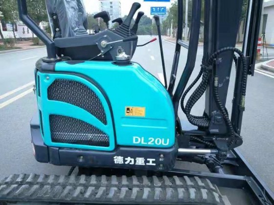 DL20U無(wú)尾挖掘機(jī)--熱銷(xiāo)小型挖掘機(jī)