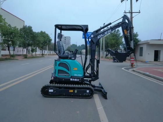 DL20U無(wú)尾挖掘機(jī)--熱銷(xiāo)小型挖掘機(jī)